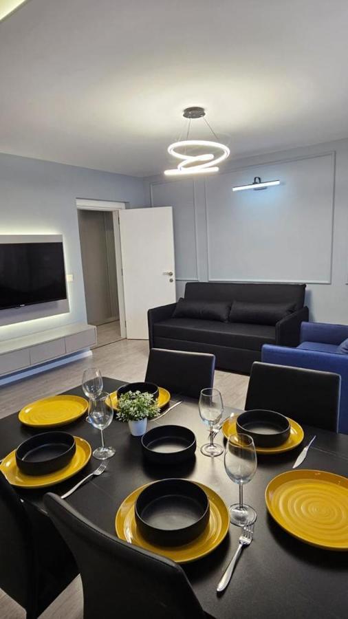 City Center Apartment Tirana Esterno foto